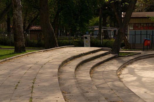 Hradec Králové: Jak město inovuje hřiště a parky pro rodiny